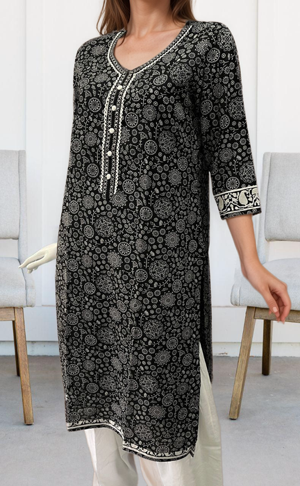 Black/White Floral Garden Jaipuri Cotton Kurti. Pure Versatile Cotton. | Laces and Frills