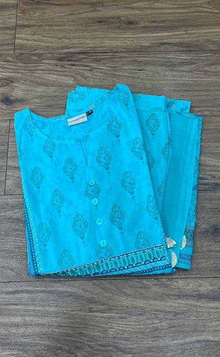 Sea Green Floral Motif Jaipur Cotton Kurti With Pant And Dupatta Set  .Pure Versatile Cotton. | Laces and Frills