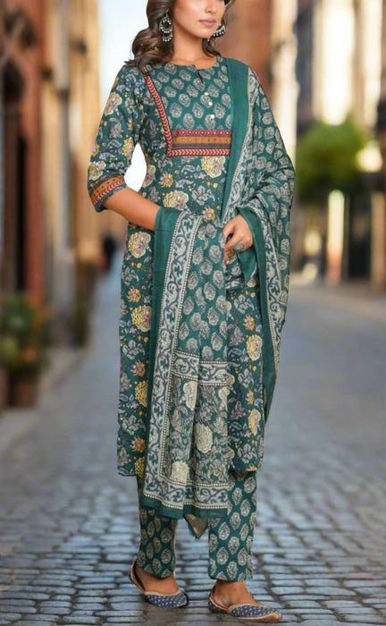 Bottle Green Garden Jaipur Cotton Kurti With Pant And Dupatta Set.