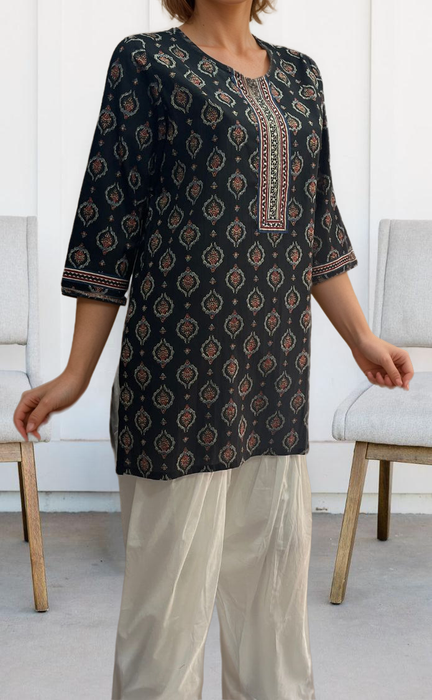 Black Garden Jaipuri Cotton Short Kurti. Pure Versatile Cotton. | Laces and Frills