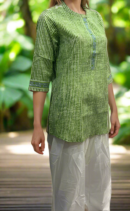 Green Flora Jaipuri Cotton Short Kurti. Pure Versatile Cotton. | Laces and Frills