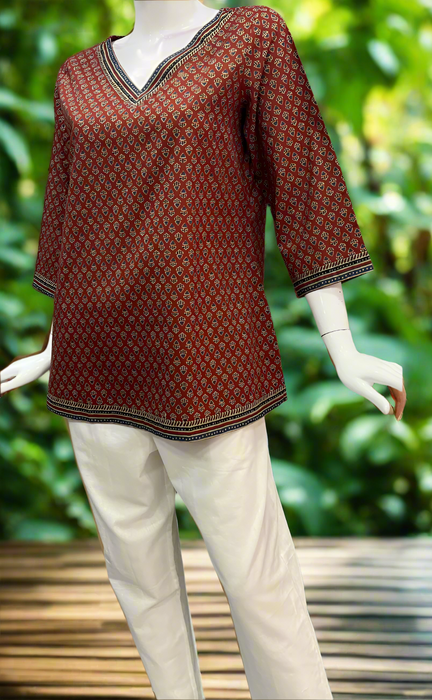 Maroon Buds V Neck Cotton Short Kurti. Pure Versatile Cotton. | Laces and Frills