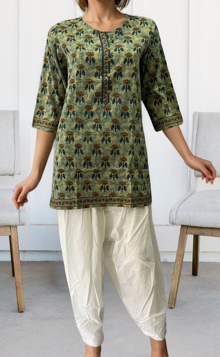 Dark Green/Pista Green Floral Jaipuri Cotton Short Kurti. Pure Versatile Cotton. | Laces and Frills